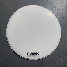 Laden Sie das Bild in den Galerie-Viewer, B-Ware: Evans MX2 (Marching) 28&quot;
