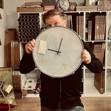 Laden Sie das Bild in den Galerie-Viewer, Vintage Uhr 16&quot; - EINZELSTÜCK