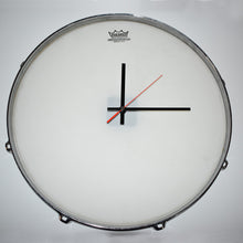 Laden Sie das Bild in den Galerie-Viewer, Vintage Uhr 15&quot; - EINZELSTÜCK