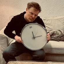Laden Sie das Bild in den Galerie-Viewer, Vintage Uhr 15&quot; - EINZELSTÜCK