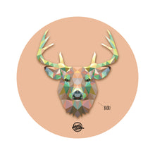 Laden Sie das Bild in den Galerie-Viewer, POLYGONIMALS - THE HIRSCH