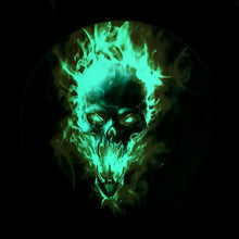 Laden Sie das Bild in den Galerie-Viewer, NEON SKULL (Glow in the dark)
