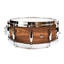 Laden Sie das Bild in den Galerie-Viewer, DRUMWRAP - FAKEWOOD WALNUSS